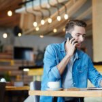 Balancing Act: Managing Work and Life as a Freelancer freelancer in cafe 8jwu7a3